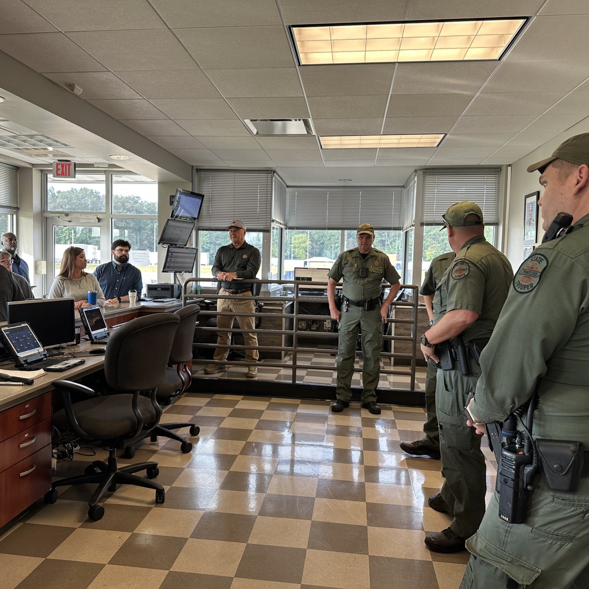 The final Manchester Scales event of 2025 gave 40+ attendees a hands-on chance to learn from TN state troopers.

Thanks to our troopers, participants, and Big G Express for supporting this important safety event!