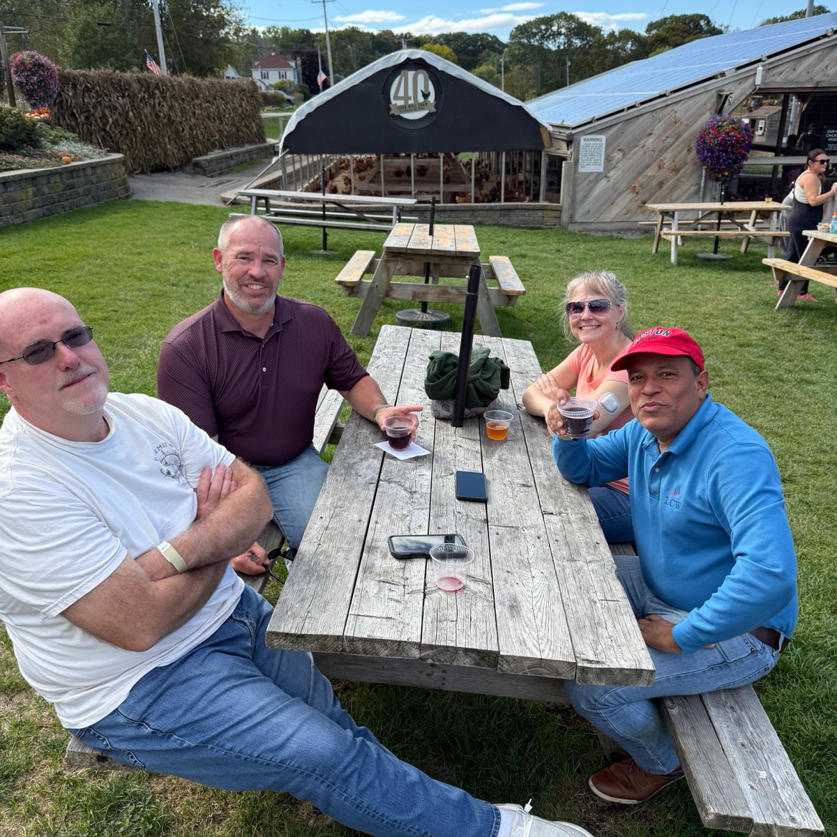 LCWCPAs's tweet image. Making memories, picking apples, and savoring the joys of fall with an amazing team! Who else is ready for some homemade pie? 🍎🍂 #TeamLCW #FallFun #ApplePicking #WorkLifeBalance #LCWCPAs