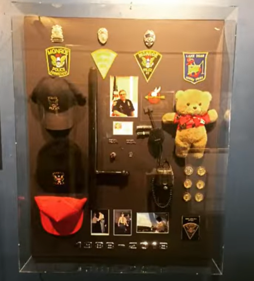 We recently crafted a custom shadowbox honoring a police officer’s 35 years of service. Every memory, perfectly framed. 💙 <a href="/GearyGallery/">Geary Gallery</a>  #CustomFraming #PoliceRetirement #KeepsakeShadowbox 
Watch now: youtu.be/6bxCKyfJ34E?si…