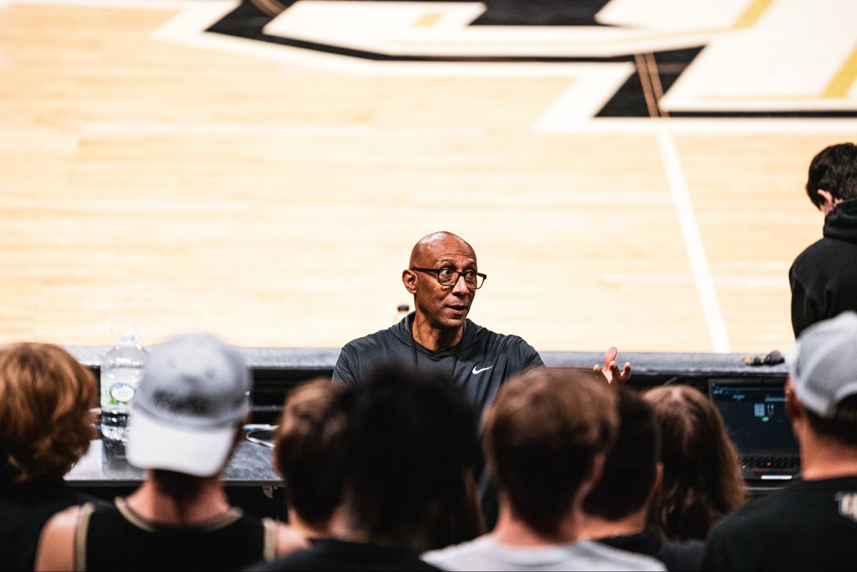 Thank you to the <a href="/Knightmare_UCF/">Knightmare Society</a> students that came out to our practice today! Looking forward to having your support this season ⚔️