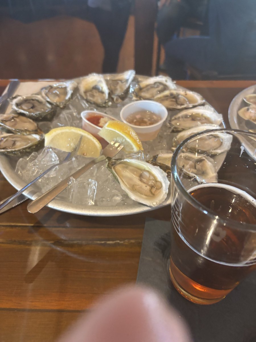 Oh Lawd! Wellfleet Oysters at the Pearl, live music. Doesn’t get much better