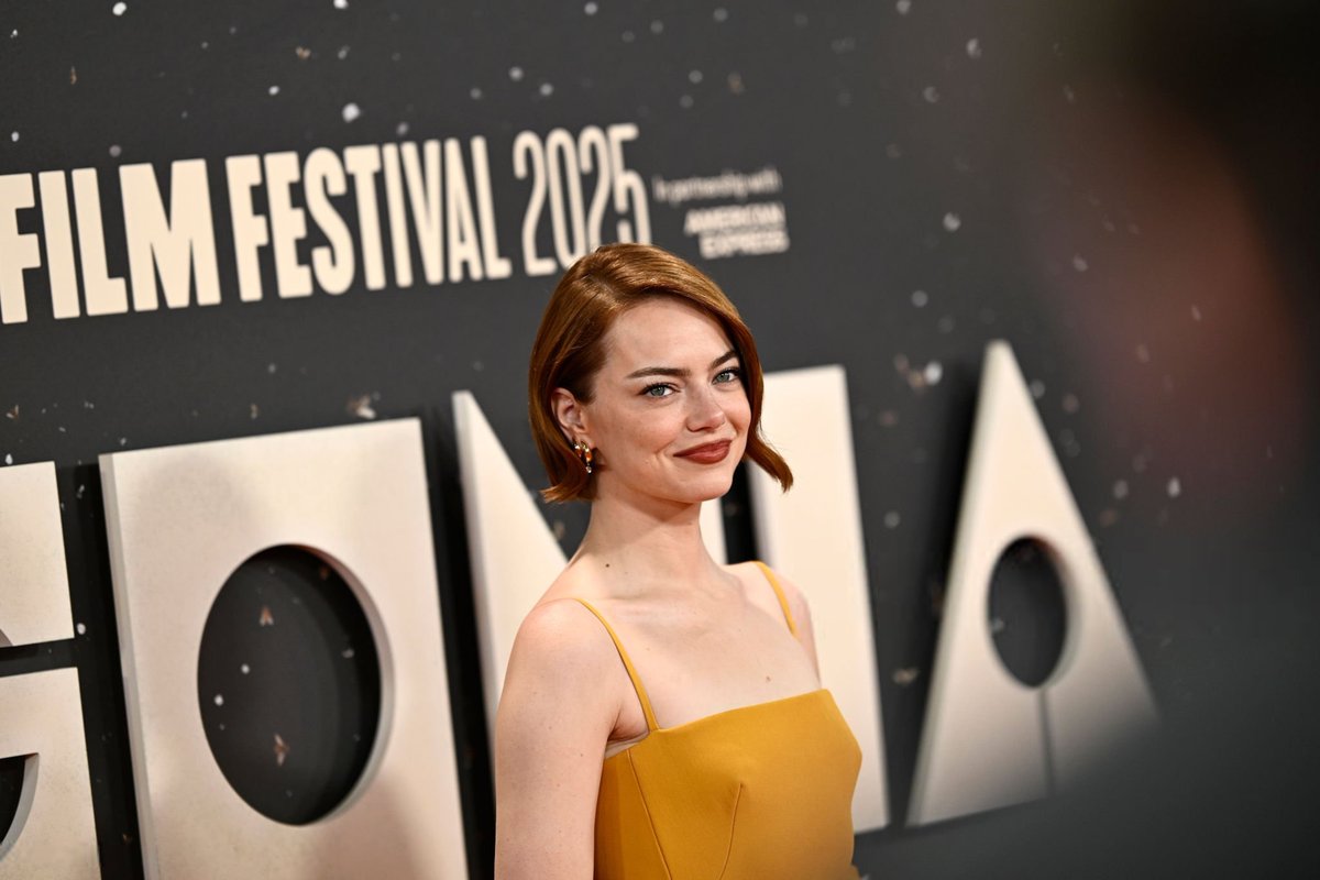 stonebrcom's tweet photo. EMILY JEAN STONE 🌟 https://t.co/EXNyBTKEb2
