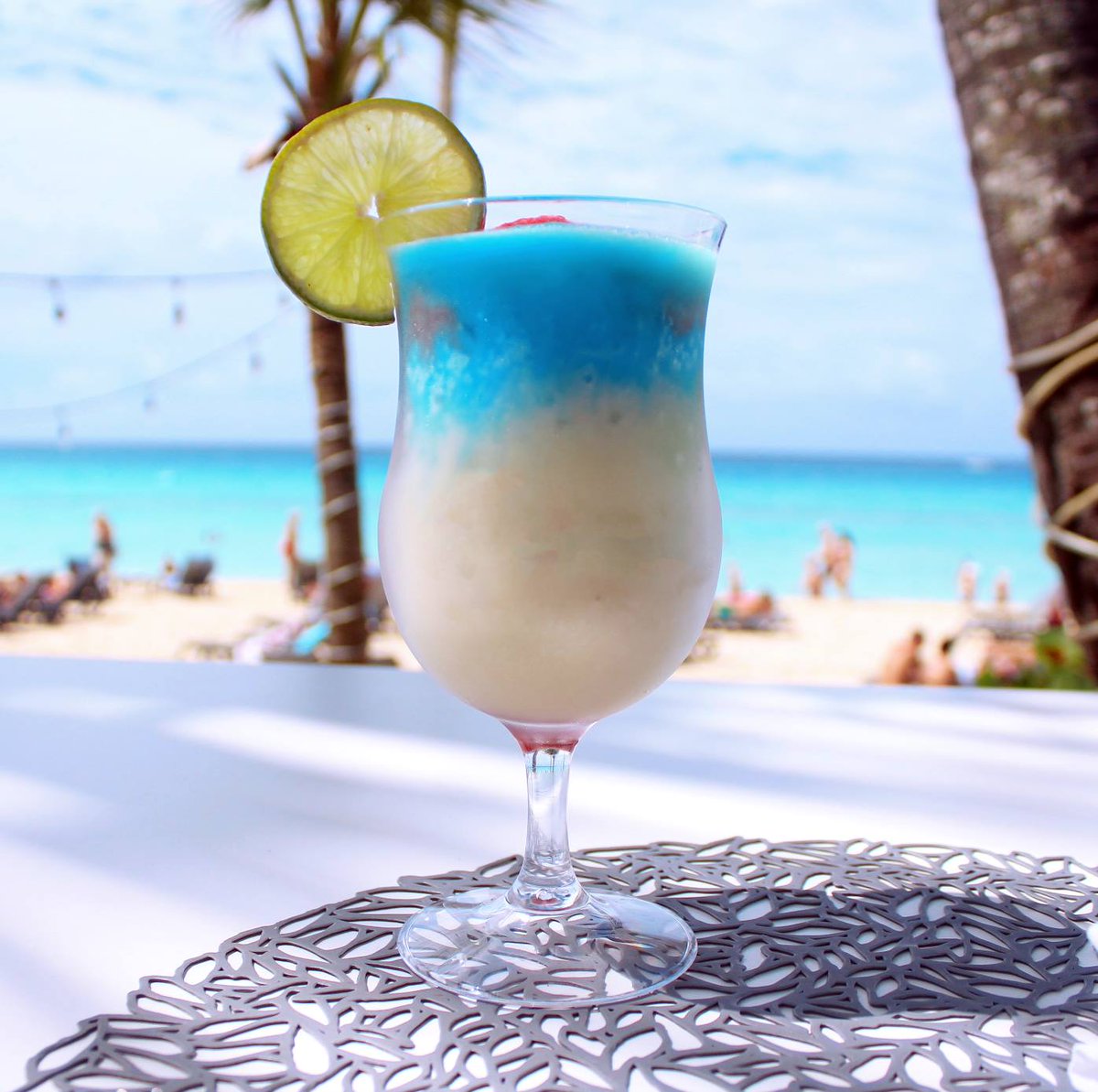 Ready for a beachside cocktail? 🍹 Check out this amazing shot! 🌴Join us on your next cruise stop at #LaRomanaPorts! 🚢☀️ 

#laromanacruiseterminal #cruise #caribbeancruise #laromana #bayahibe #caribbean #GoDomRep