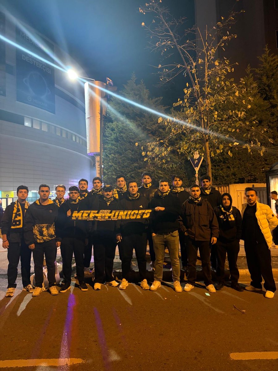 mefunigfb_'s tweet photo. Fenerbahçemizi Euroleague’te Kızılyıldız Basketbol karşısında yalnız bırakmadık.

#UNIGFB https://t.co/uBY8rrTJ3x
