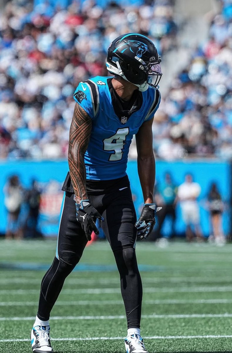 Daijon_Locks's tweet image. TMAC🐆

NFL Sunday Play #2 🏈

Tetairoa McMillan “O” 68.5 Receiving Yards 
(-114 @OnyxOdds) 

#KeepPounding  vs #DallasCowboys  

Dallas are the worst in the league at defending the WR position and a cake matchup for receivers through 5 weeks.

Tmac just went over this line last…