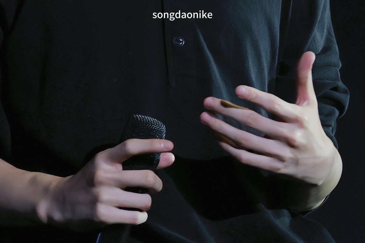 251011 

예쁘다…

#JAEHYUK #윤재혁 #ジェヒョク
#TREASURE #트레저