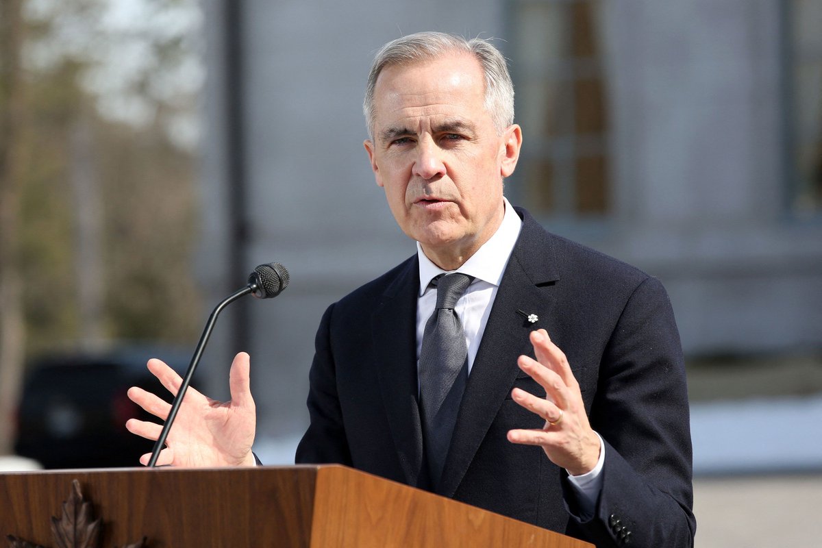 Le premier ministre canadien Mark Carney sera au Stade Saputo, avec le président de la FIFA Gianni Infantino, pour assister au match Canada-Australie. Les deux hommes se rencontrent en ce moment à Montréal (qui n'accueillera pas la Coupe du Monde 2026) #FIFA #worldcup26 #polcan