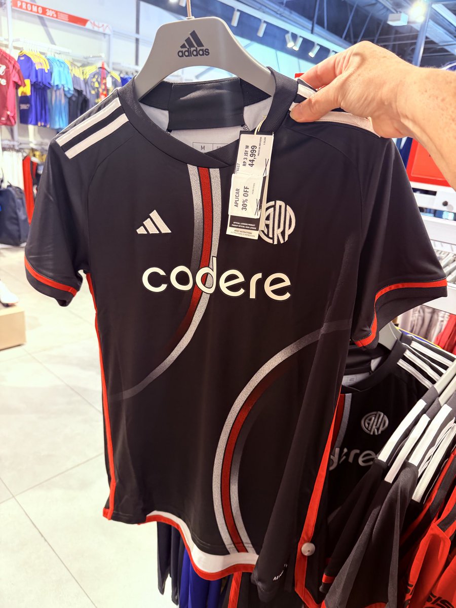 🔥 Reporte ADIDAS Villa Urquiza ahora 

30% en todo lo que sea futbol 
Precios de outlet
30% MODO + BBVA 

Messi Rosa $21.000 - 30% MODO BBVA queda en $15.700
Argentina retro : $72.800 - 30% MODO BBVA queda en $51.000
Argentina : $58.100 - 30% MODO Bbva queda en $40.670
River
