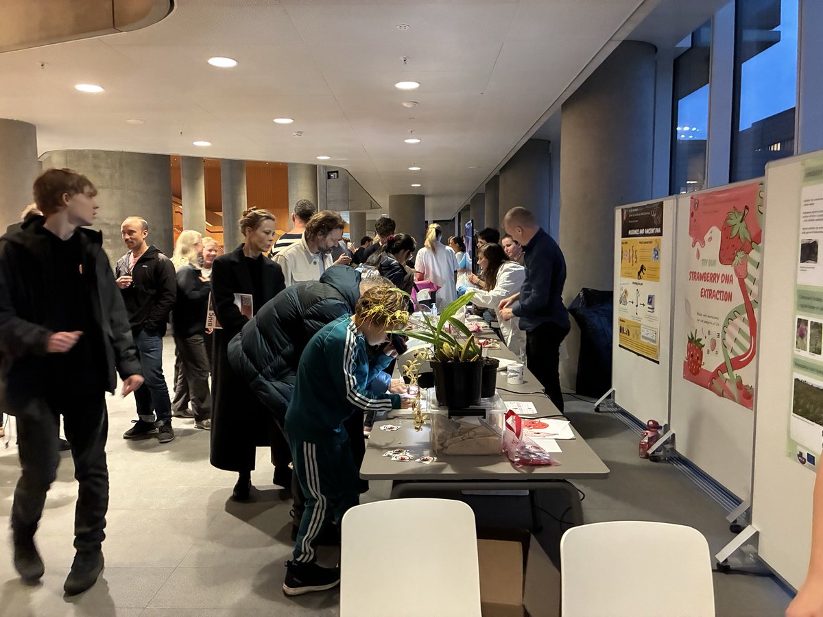 Center for Evolutionary Hologenomics tweet media