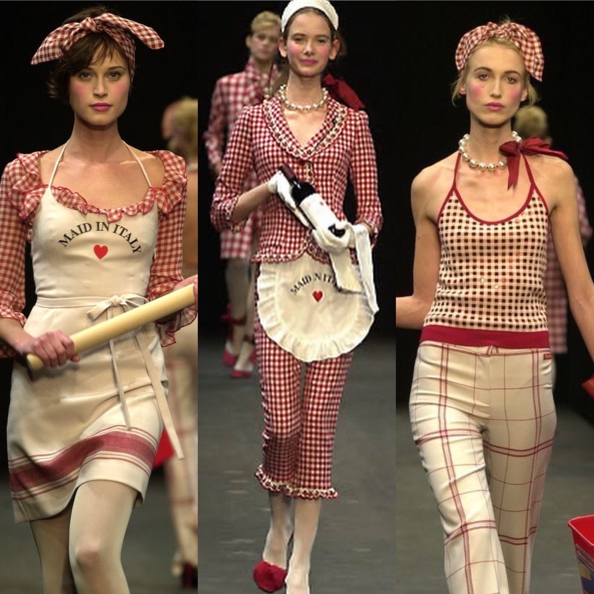 pYSLrada's tweet photo. moschino fw2001 https://t.co/b3DySqYuJ3