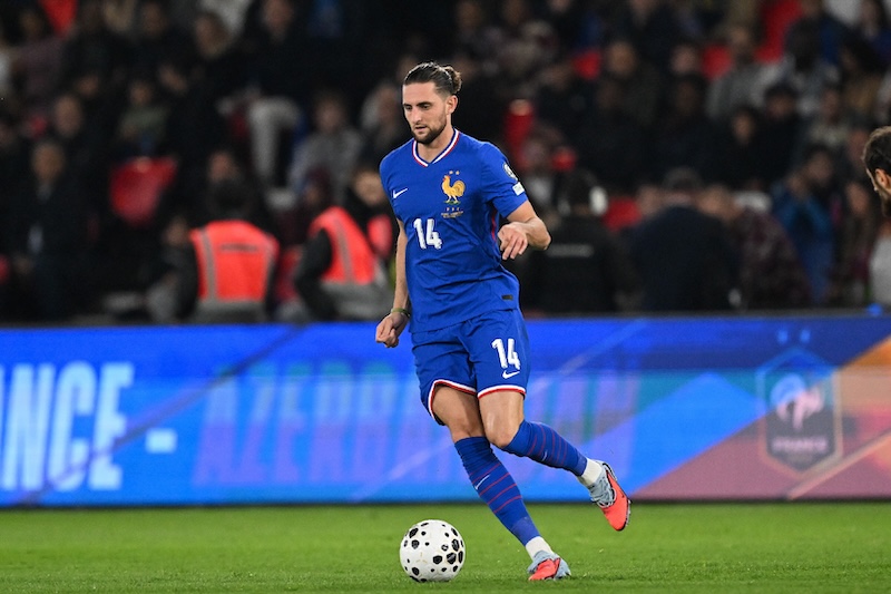 フランス代表 10 エンバペ エムバペがフランス代表離脱 W杯予選で右足首負傷 1試合平均1.3
