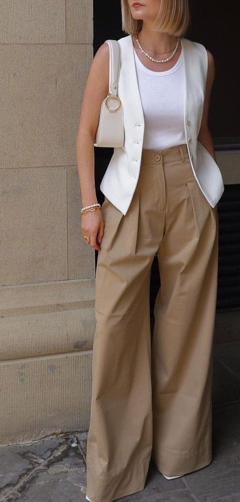 impressivePR's tweet image. Catch me looking fly, always.