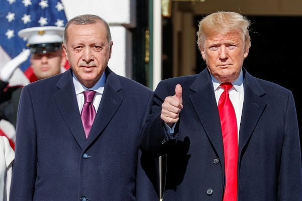 Petro’yu (<a href="/petrogustavo/">Gustavo Petro</a>) kimse fark etmiyor bile.

Gazze’de barışı sağladıkları için Türkiye Cumhuriyeti Hükûmeti’ne (<a href="/RTErdogan/">Recep Tayyip Erdoğan</a>) ve Amerika Birleşik Devletleri Hükûmeti’ne (<a href="/realDonaldTrump/">Donald J. Trump</a>) teşekkürler.