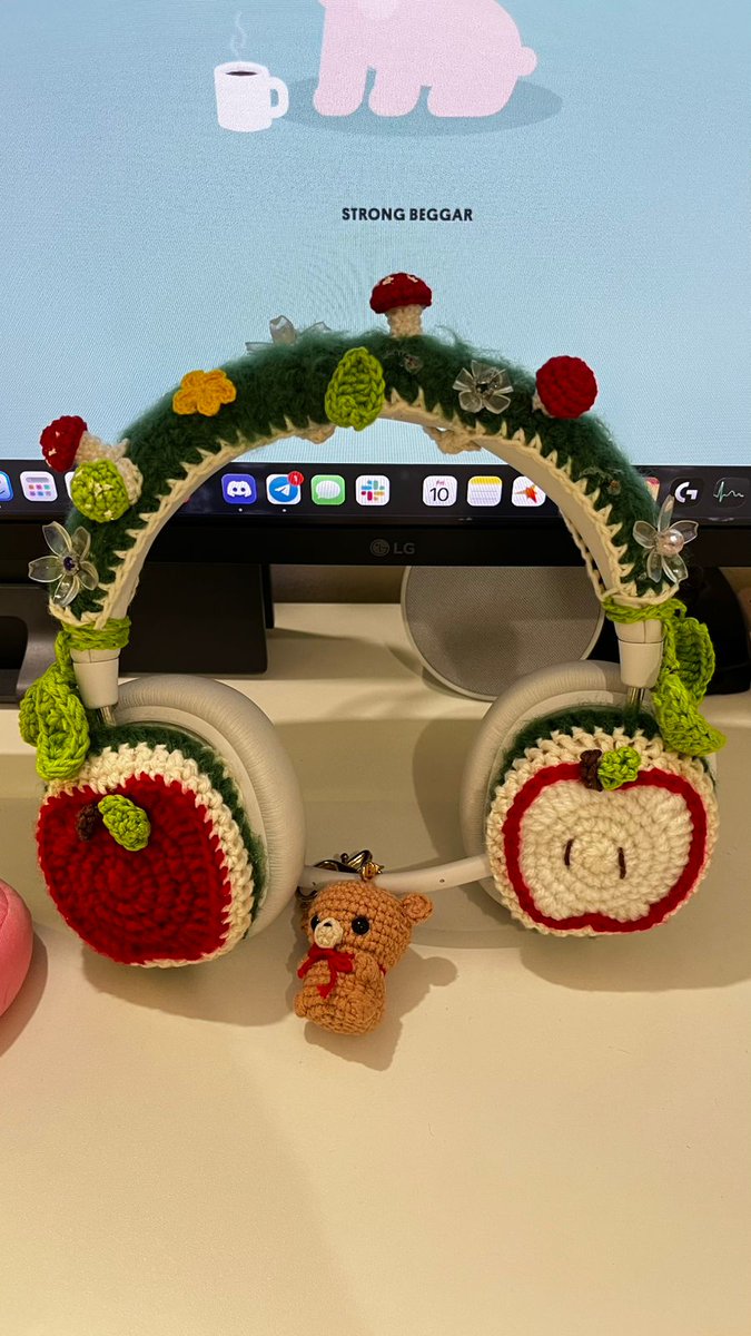 handmadebythai's tweet image. 🥹❤️ e esse protetor de fone