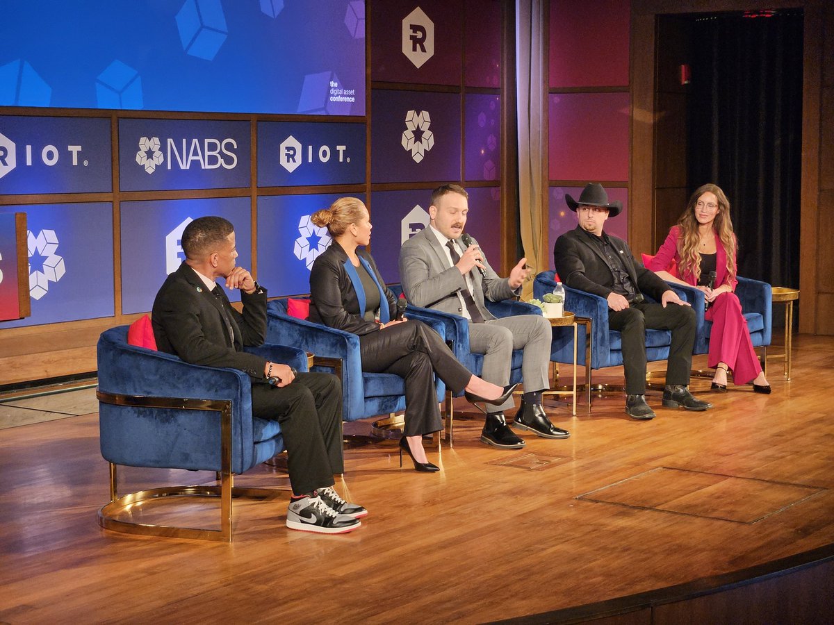 RareNetworkWeb3's tweet image. What an amazing talk to finish out @NABSummit here in Dallas!
@standwithcrypto is leading the charge in grassroots outreach to safeguard the future of crypto in America.