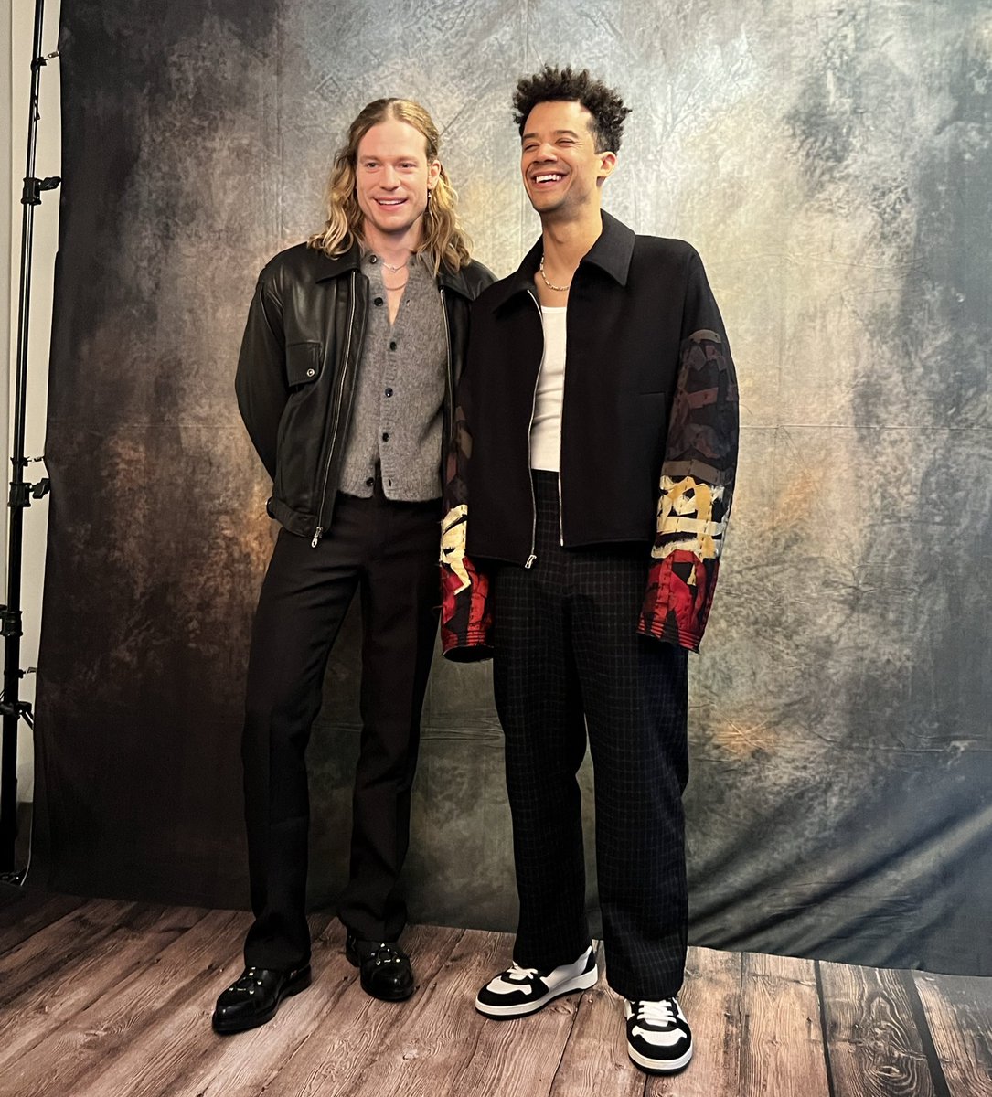 iwtvupdates's tweet photo. Jacob and Sam stun for TV Insider at #NYCC! https://t.co/hcZHUx18GT