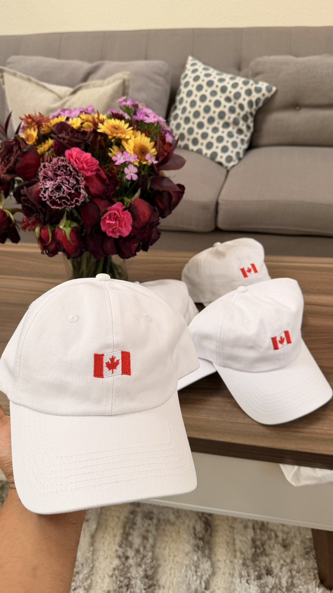 forwarddeploy's tweet image. Canadian thanksgiving is just around the corner
Who’s in SF and wants a hat?
👇 @ reply and ill dm you!