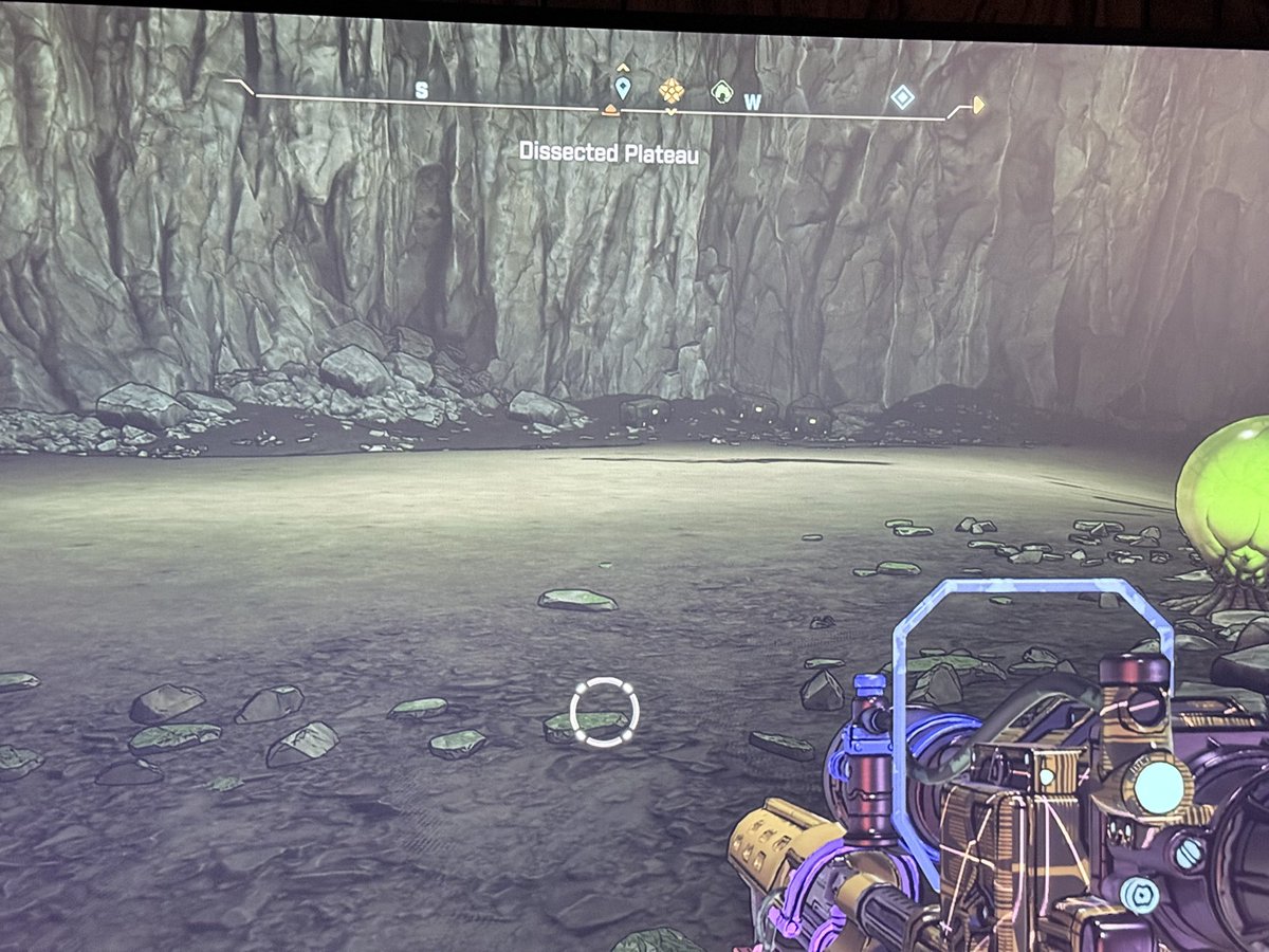 JSmoothX's tweet photo. @Borderlands @GearboxOfficial Nice glitch, not only enemies go behind walls and you have to quit to main menu but legendary loot goes under the floor and does not go to lost loot. SMH hope next week patch address these issues https://t.co/DHsa2LNClP