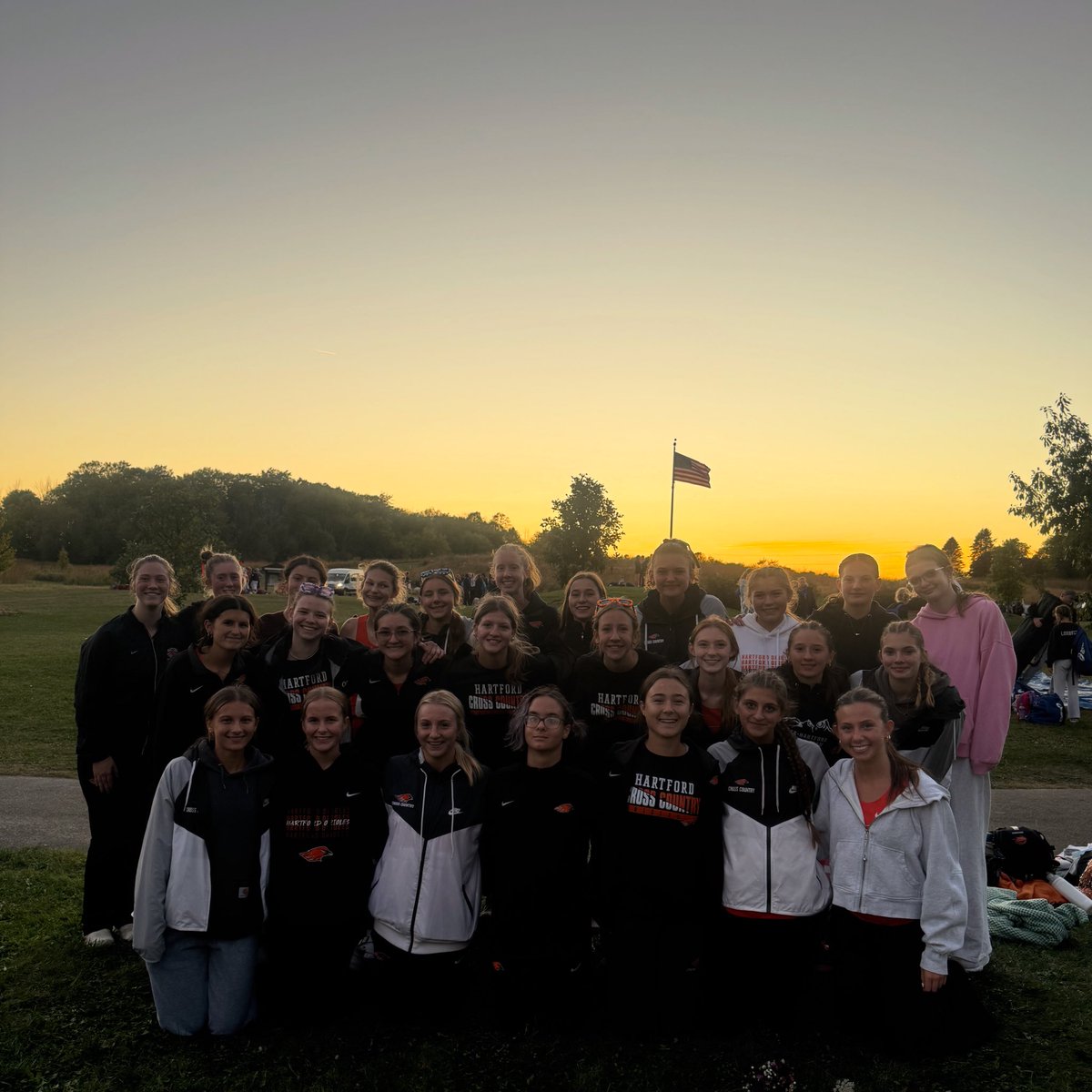 HUHS Girls Cross Country (@HUHS_GXC) / Posts / X