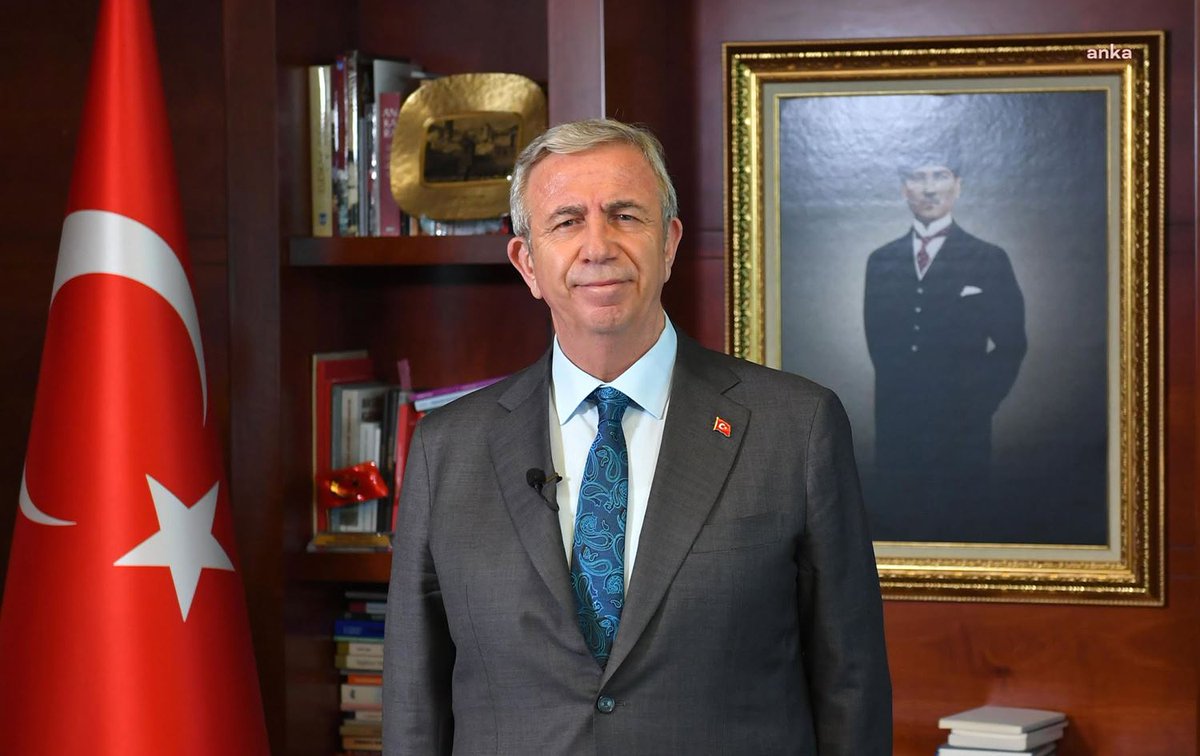 Türk Ulusunun her kesimi tarafından çok sevilen Sn. Mansur Yavaş'a güvendiğinizi biliyoruz.

Ancak bir kez daha sorup yanıtlarınızı birilerinin gözüne sokmak istiyoruz:

Mansur Yavaş'a güveniyor musunuz?

A- GÜVENİYORUM
B- GÜVENMİYORUM