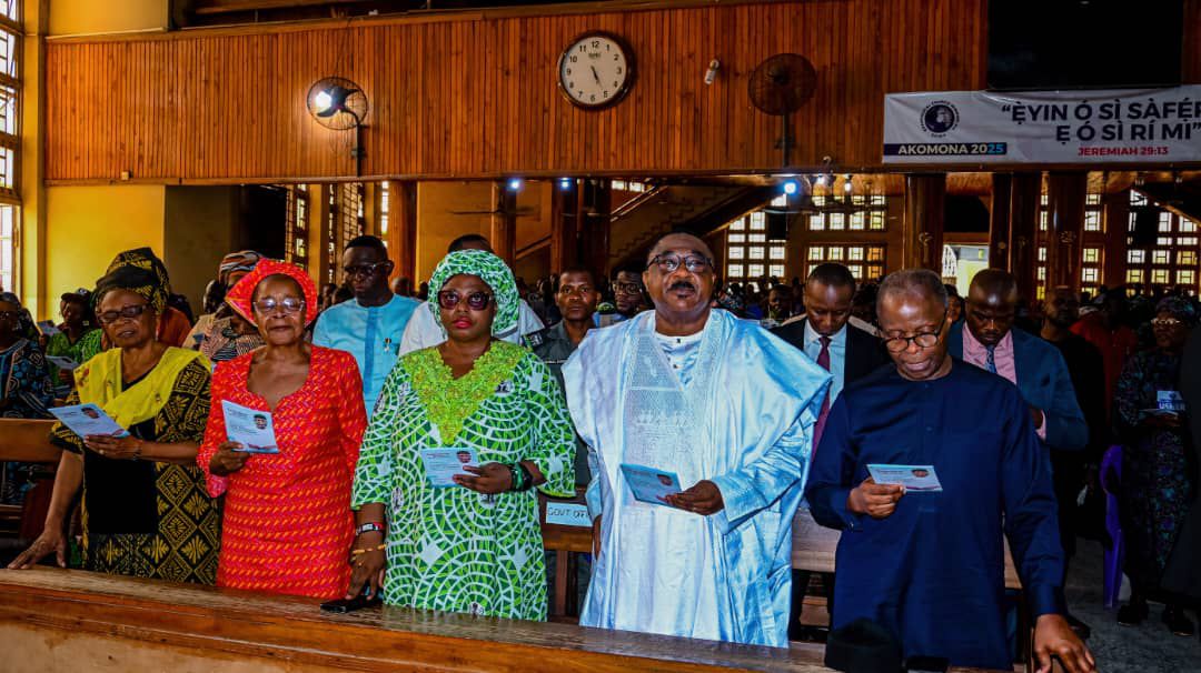 *Tribute as Gov AbdulRazaq, Oyinlola, others attend wake-keep for late statesman, C.O Adebayo*

Kwara State Governor AbdulRahman AbdulRazaq on Friday described the former Governor Cornelius Adebayo as a great leader, a bridge, and shepherd who played very important roles at dif