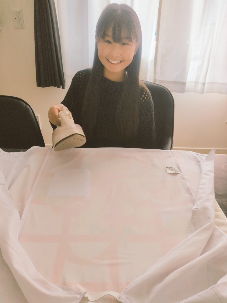 yunoa_wada's tweet image. おはようかん(˶ᐢᗜᐢ˶)✨
朝からアイロンかけ😊
花嫁修業♡笑💒👰💍

YOUPROJECT所属
@Youpro_JP 
 #子役  #キッズモデル
 #花嫁修業