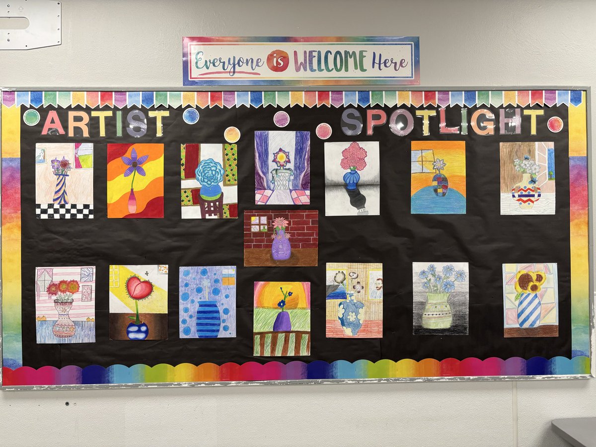 ArtistMSample's tweet photo. Finally updated our displays with Flower Vases featuring the Elements of Art and Principles of Design 🥰👩🏻‍🎨 @MDJH_Panthers @KatyISDFineArts @katyisd https://t.co/i5eBoaYajx