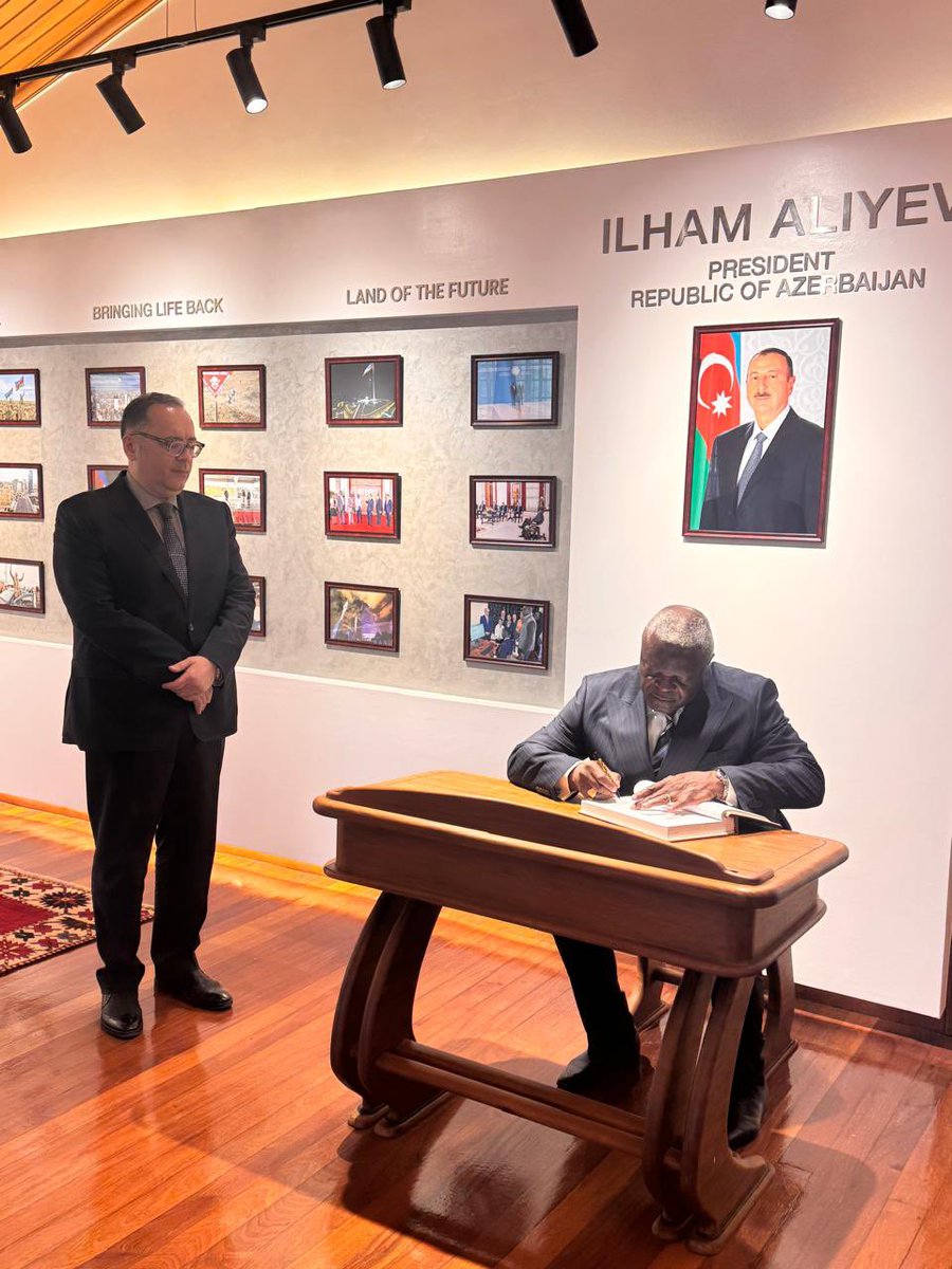 sultan_hajiyev's tweet image. Nous sommes ravis d&apos;accueillir à notre ambassade S.E. Léon François Yandouma, nouvel ambassadeur de la République du Congo au Kenya. Nous avons eu des échanges fructueuses sur des sujets d&apos;intérêt commun et de coopération 🇦🇿🤝🇨🇬