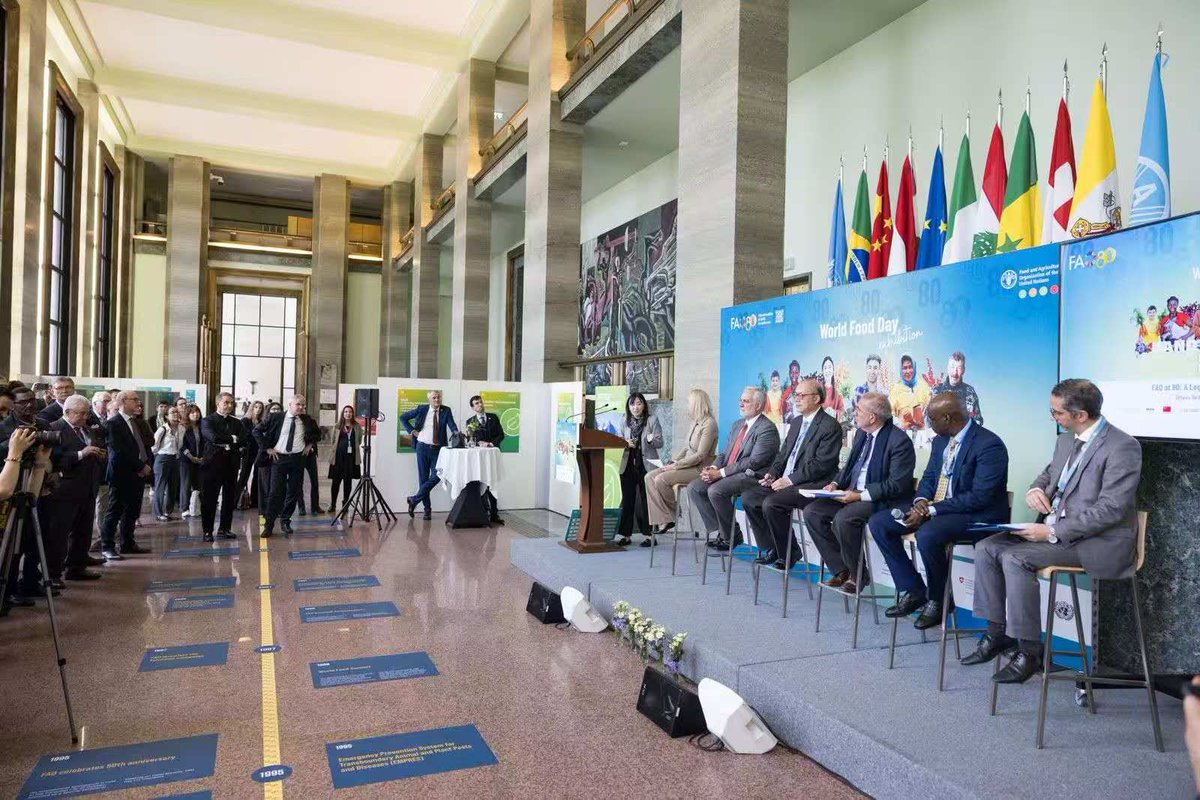 Amb_JiaGuide's tweet photo. Great pleasure to co-host FAO80 Exhibition Event with @FAOGeneva. China stands ready to deepen South-South cooperation with FAO and to jointly promote sustainable development of agriculture and rural areas under the #GlobalDevelopmentInitiative and #GlobalGovernanceInitiative. https://t.co/LI66B2p0BY