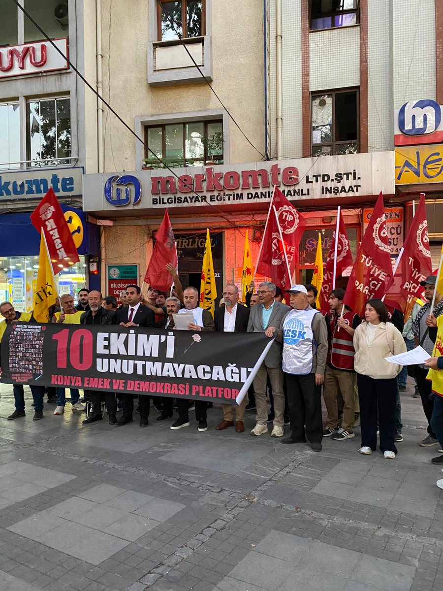 dgdkonyaaa's tweet image. 📣10 Ekim'in 10. yıl dönümünde alanlardan sesleniyoruz: Katiller cezalandırılana kadar mücadelemiz sürecek!