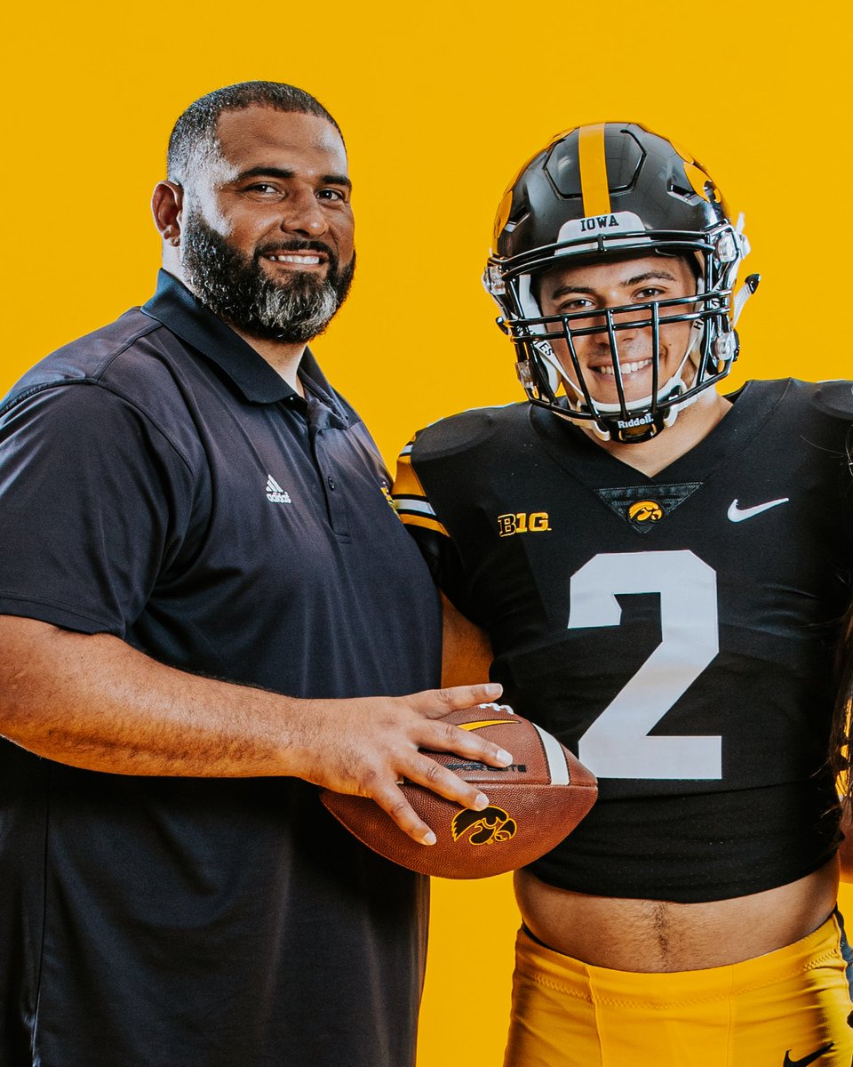 Two decades after Jerry Montgomery suited up for the Hawkeyes, his son Jayden is in line for his first career start—back home in Wisconsin. Go Hawks! 🙌