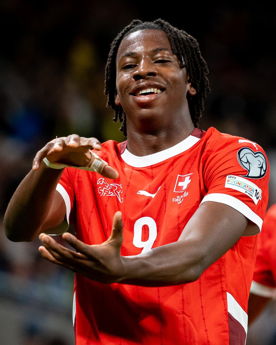 UEFAEURO's tweet image. 19 year-old Johan Manzambi ✨

#WCQ