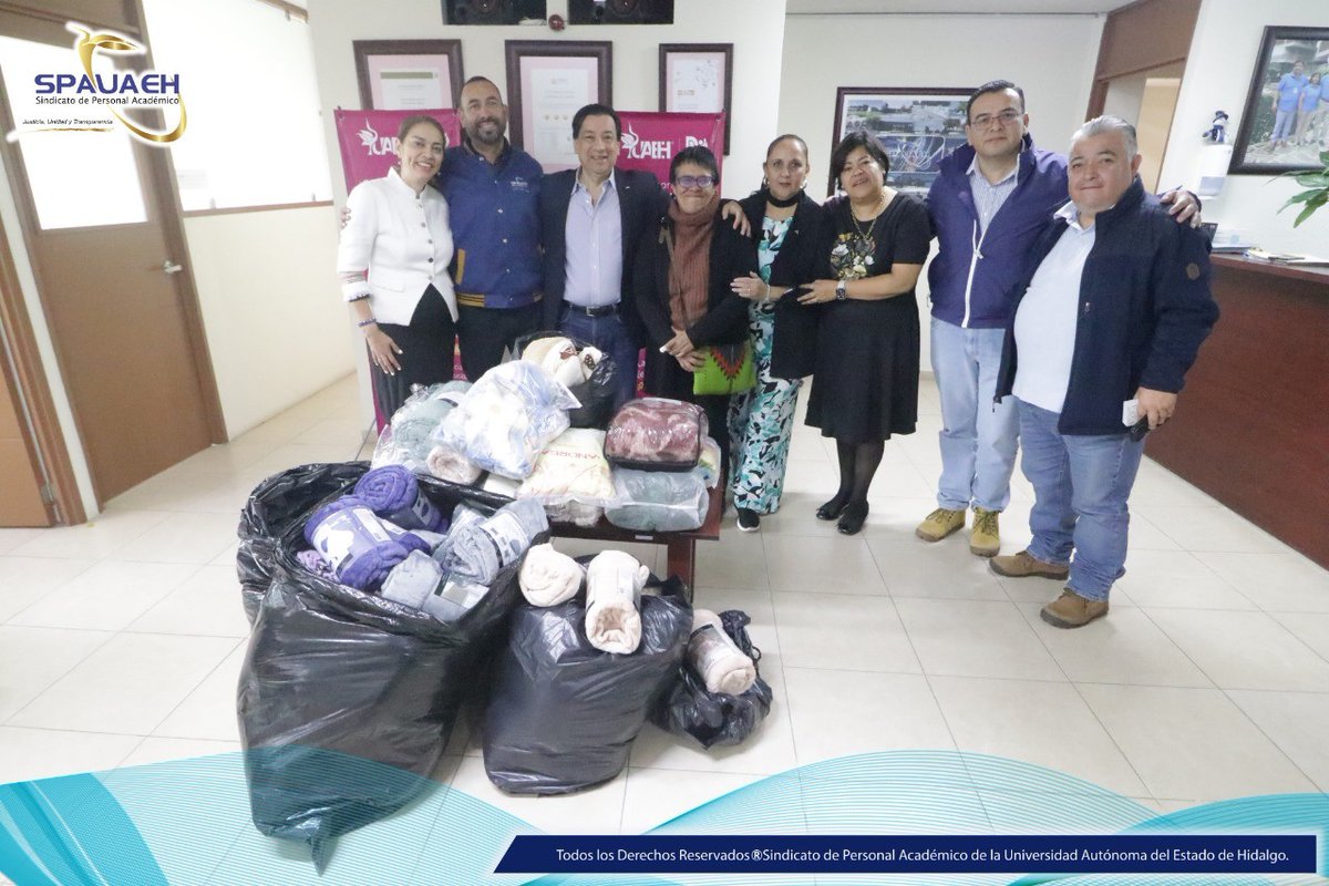 La Escuela Preparatoria N. 2 salió de Tulancingo para unirse a la campaña "En Abrigo de la Garza" consolidando el compromiso sindical que el Dr. Agustín Sosa Castelán representa con orgullo.