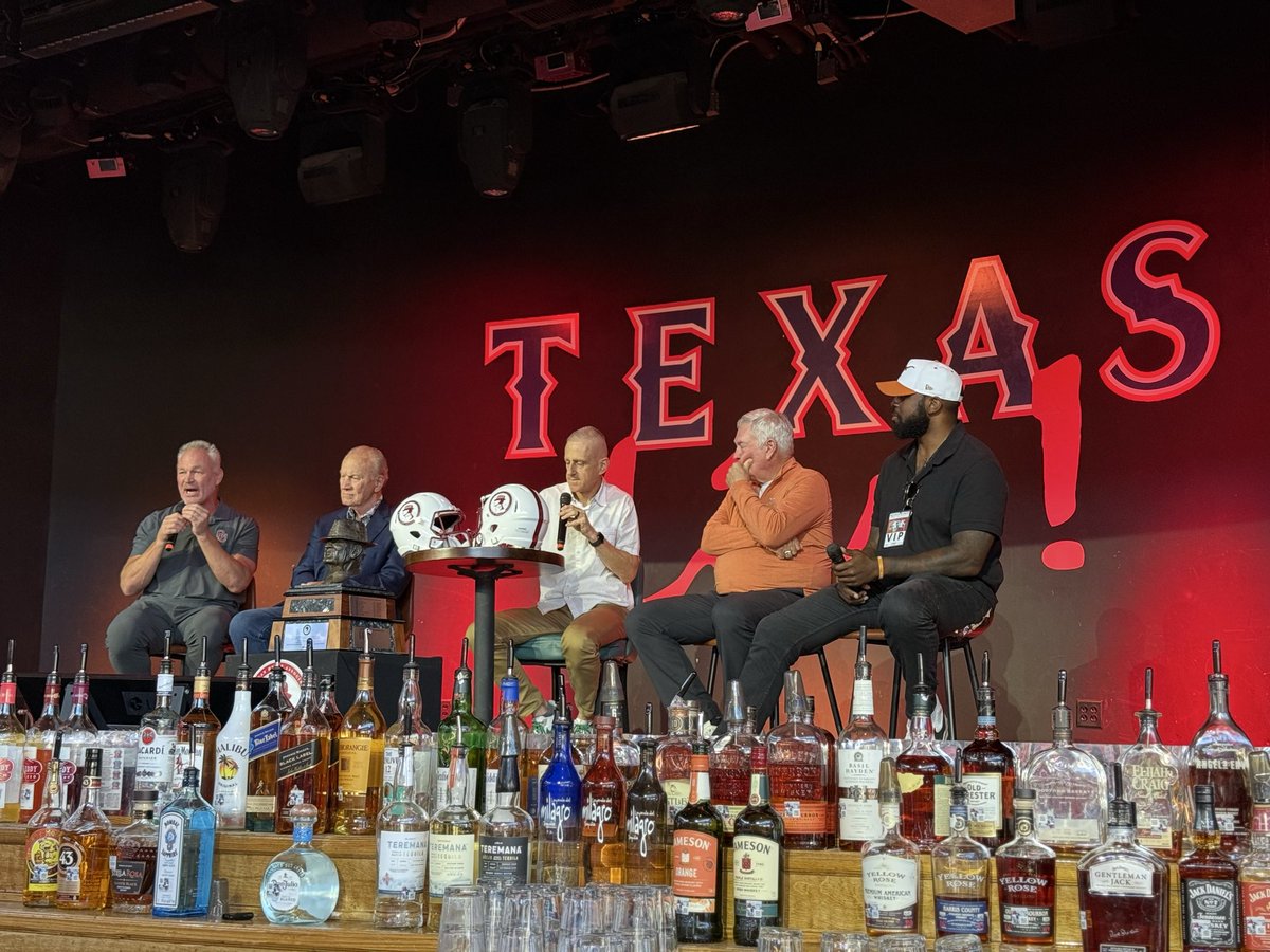 Man I hate Texass. But damn I respect this. 
Boz. Barry. 
Mack Brown. 
Melton.