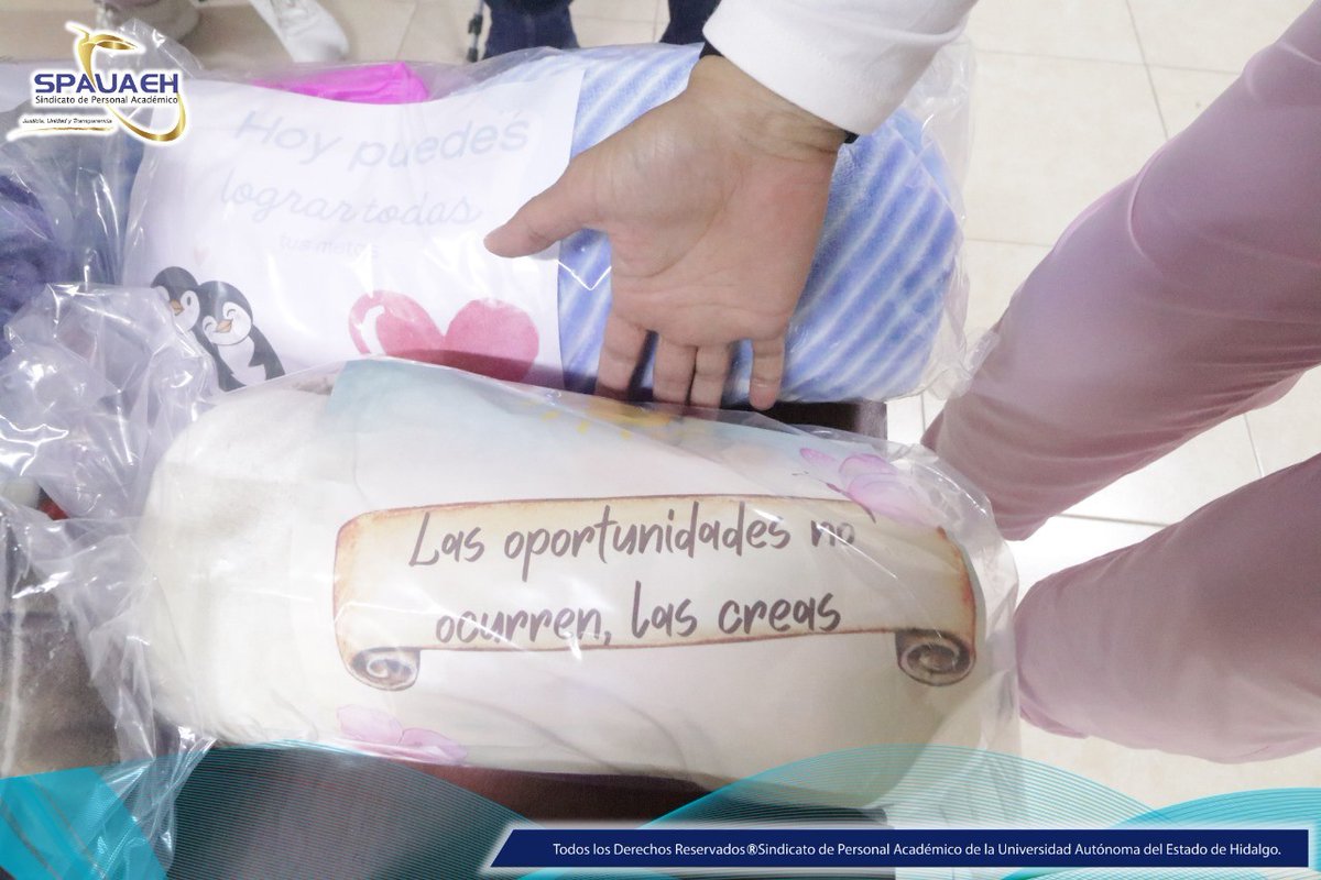 Siempre sensibles al cuidado amoroso y bienestar de quienes más lo necesitan, la Guardería PAUAEH U-0359 hizo su donación a la campaña "En Abrigo de la Garza". El Dr. Agustín Sosa Castelán reitero su agradecimiento.