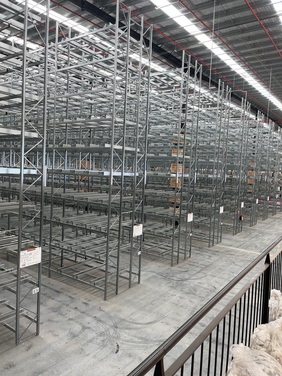 coyle_tim's tweet image. Sold wool in Melbourne this week, very impressive facility Elders have built at Ravenhall, glad I left it sit in the shed for a month before sending as it’s $4/kg better than a month ago #Merino #wool