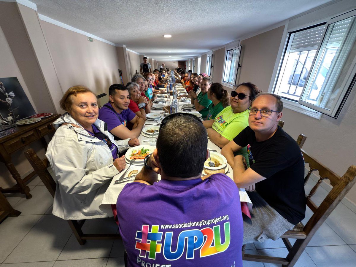 ¡Segunda etapa COMPLET!

El grupo de más de 120 peregrinos/as ya está en Portomarin, tras un segundo día día de Camino de los Valores🏃🏻🏃🏾‍♀️ 

Desde antes del amanecer avanzábamos en nuestro nuevo reto, en el Día Mundial de la Salud Mental ¡objetivo realizado!💪🏼

Mañana nueva etapa