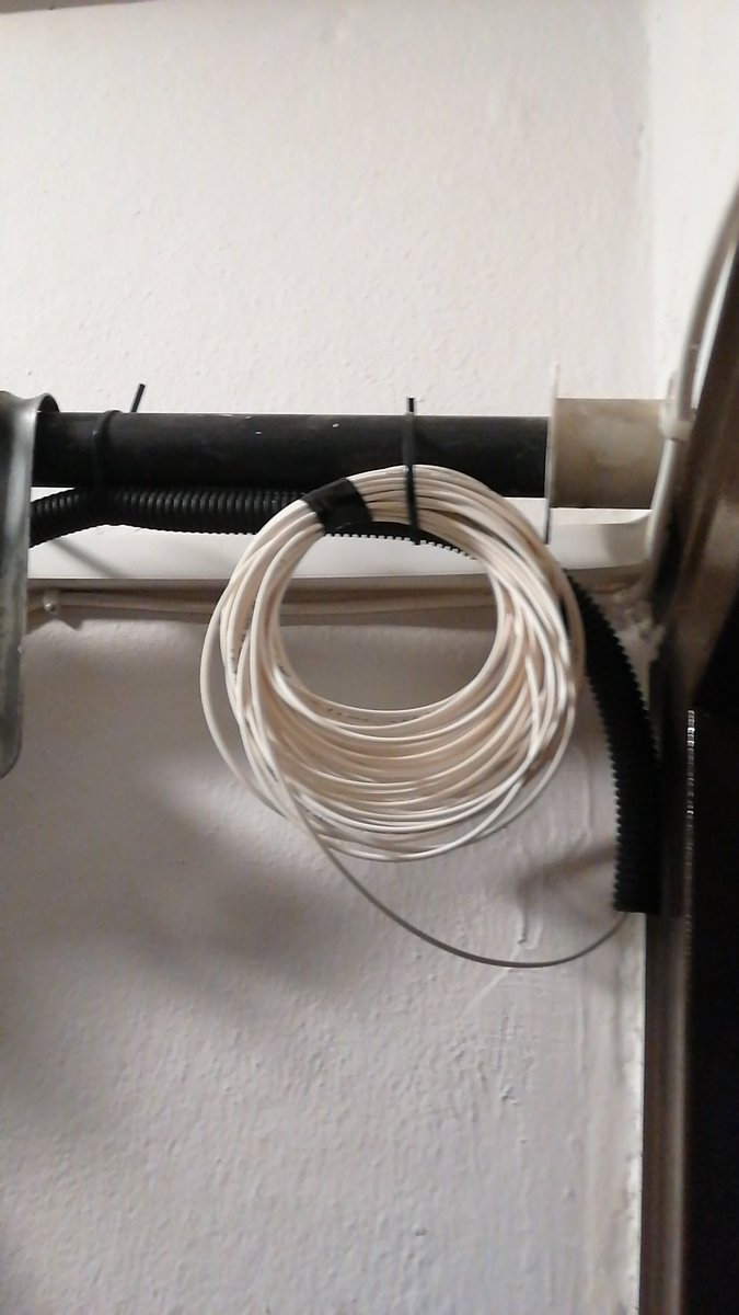 1 aydan uzun bir süre oldu ve hala aktif olmayan fiber hattı apartmanda boşu boşuna duruyor. Vdsl hattımızda da kablo arızası mevcut fibere de geçemiyoruz... <a href="/TTDestek/">Türk Telekom Destek</a>