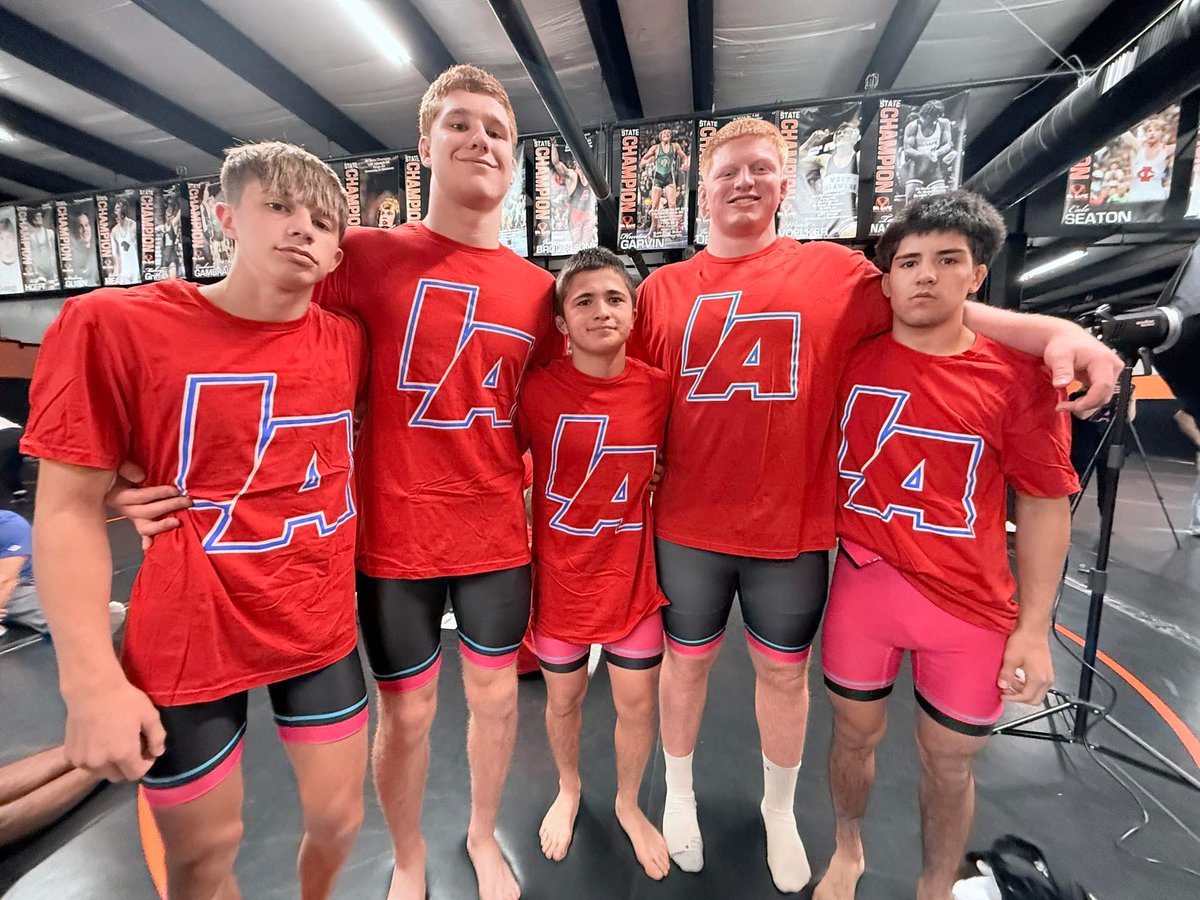 NEBwrestle's tweet image. The MWC gang is ready for Night of Conflict! Watch at 7pm ➡️ rokfin.com/stream/60914/W…

📸 @DominguezZac