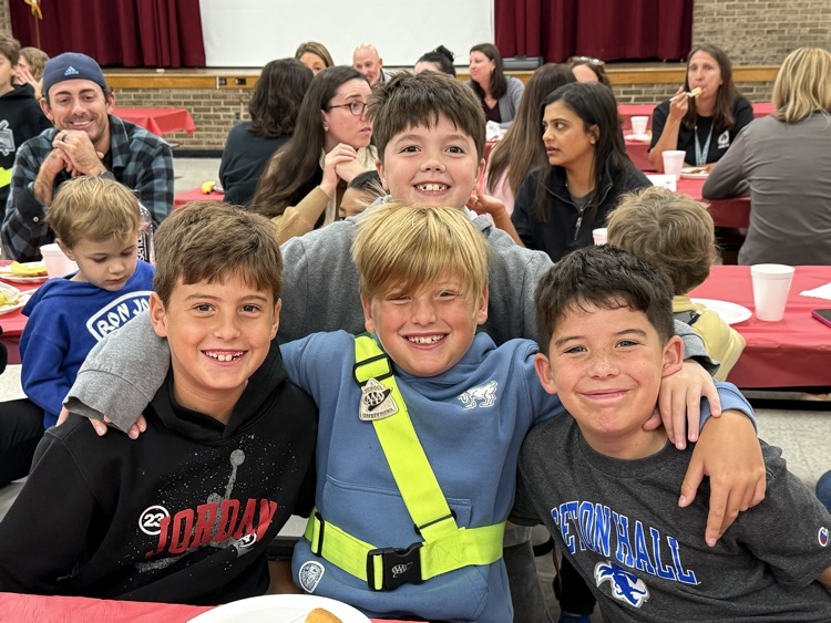 The BREA Community Breakfast held on October 3rd was a success! What a great way for students, parents and staff to start the day.