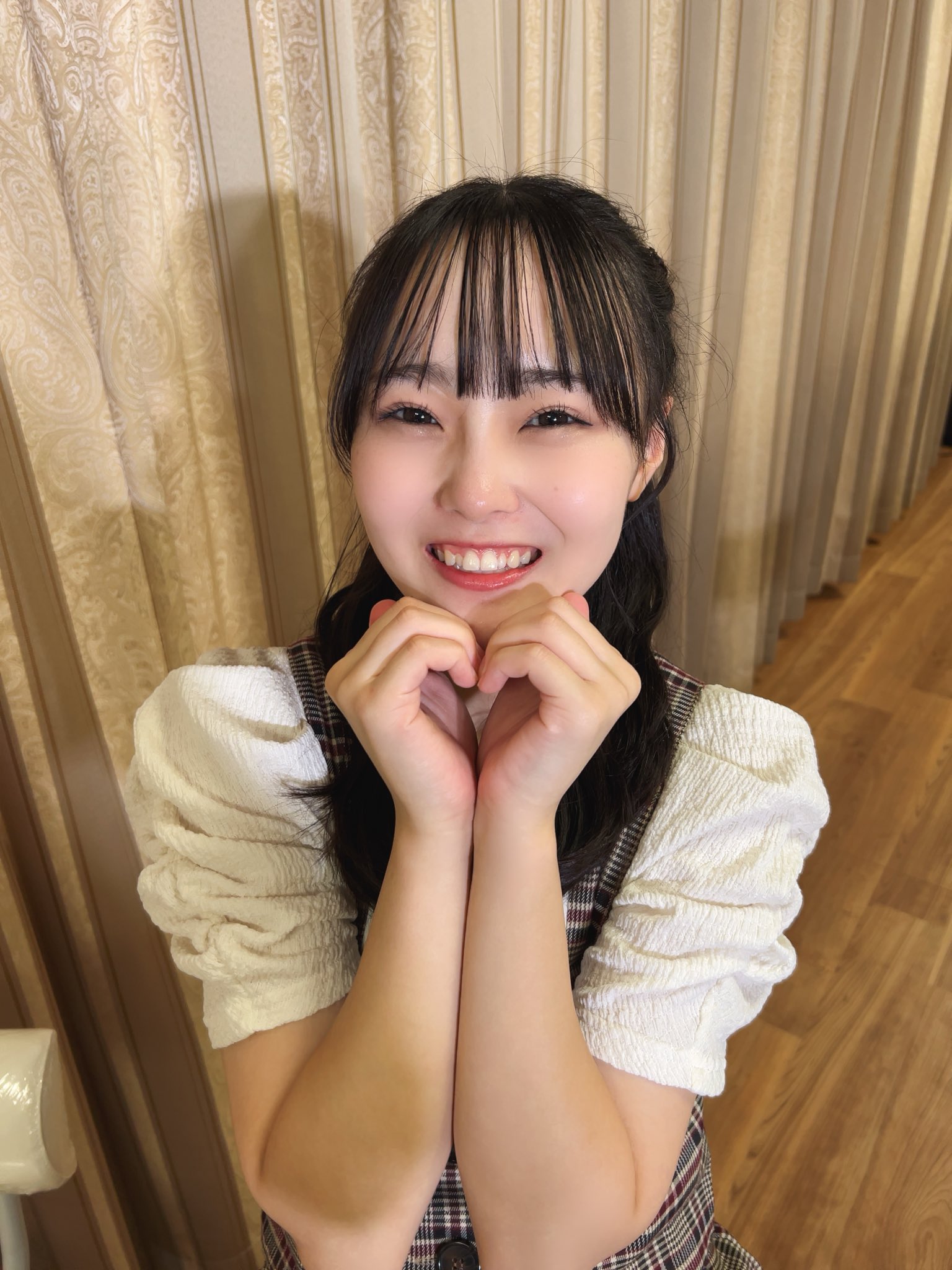 【本日限定】NMB48 中川朋香 直筆サイン入り写真　やっぱ大阪、すきやねん NMB48 LIVE 2025 FROM OSAKA TO THE WORLD ～やっぱ大阪、好きや