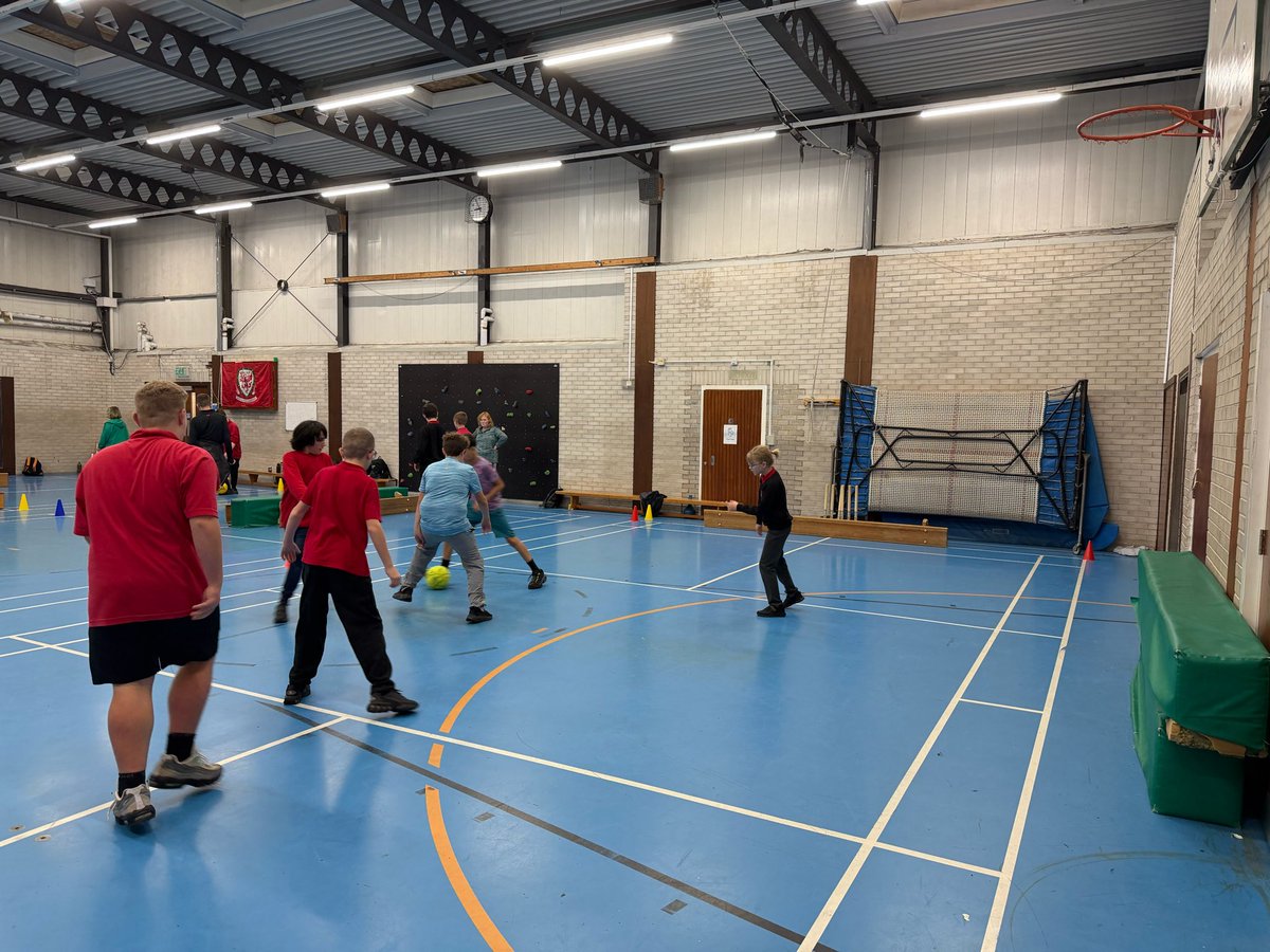 St Chris Wrexham tweet media