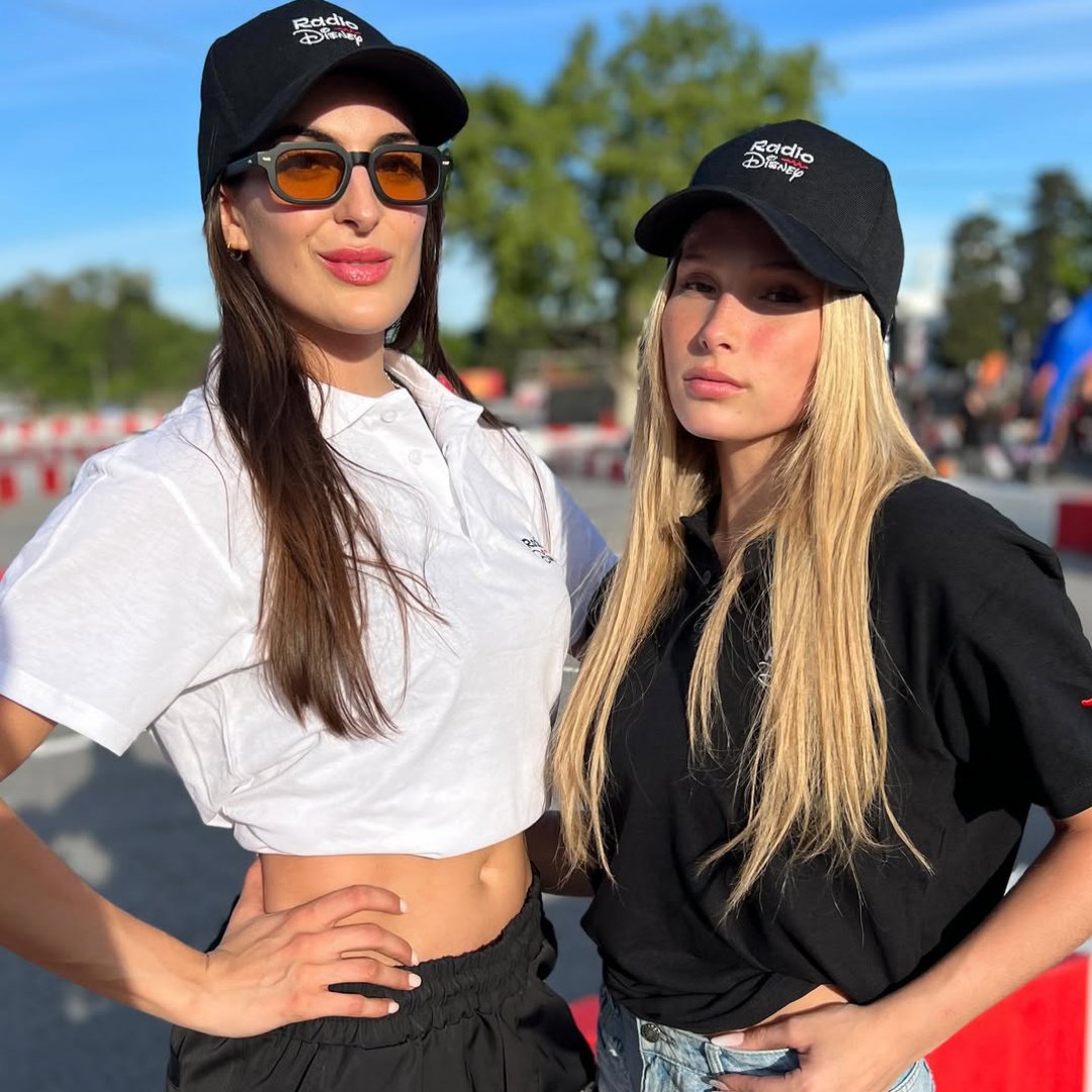 ZZNoficial's tweet image. ¡ELLAS TAMBIEN CORREN! La #FormulaS estrena su Versión Femenina en #AGS y lo vas a poder ver este DOM. por Disney+ Premium | @LuchiPatro y @MariaGSalmon representaran a la Escuderia de la #CadenaRD bajo el Liderazgo de @AleAMartinez y @ValenYan