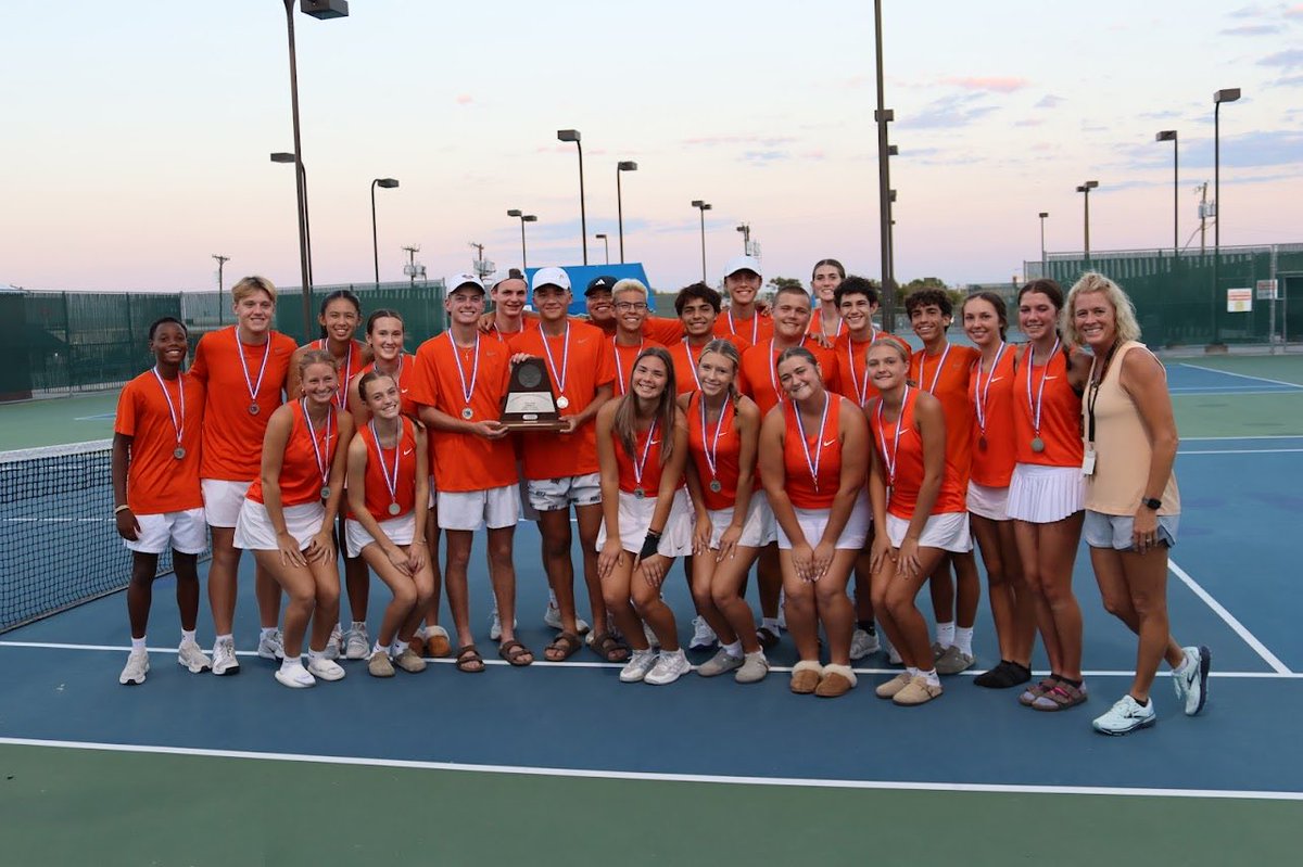 Laney Bailey tweet media