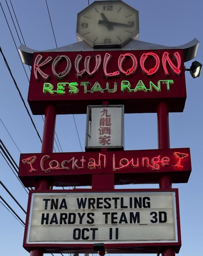 KowloonSaugus's tweet image. Can&apos;t wait for this! Tomorrow at 12noon!! Don&apos;t miss out!! We&apos;re pleased and honored for  @ThisIsTNA to bring two of the Greatest, Most Decorated, Legendary, and Iconic Tag Teams of all time here in an exclusive, limited setting before they do battle at #BoundForGlory !! 
Thank…