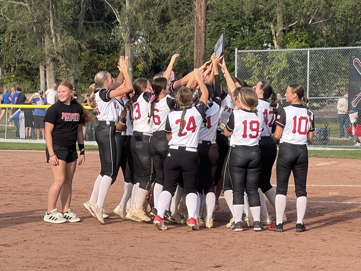 YutanChieftains's tweet photo. 🥎 C-4 District Final vs Logan View/Scribner Snyder Game #2

Patriots win 8-3!!!!! Punch their ticket to the state tournament next week in Hastings! https://t.co/mNqOnwfogo