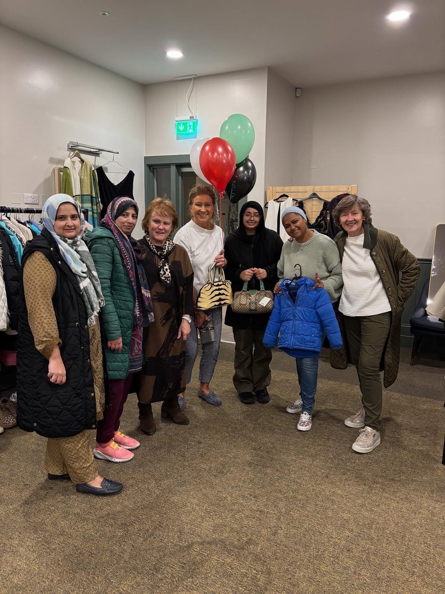 We are all set now for tomorrow for Aontú Cllr Ellen Troy’s <a href="/ellentroy5/">cllr ellen troy</a> charity pop up shop, in support the Palestinians, beautiful items ready for you. Castleknock Tennis Club, 11 am-4pm. Revolut and Cash.
#castleknocktennisclub #dublin15
#castleknockcommunity