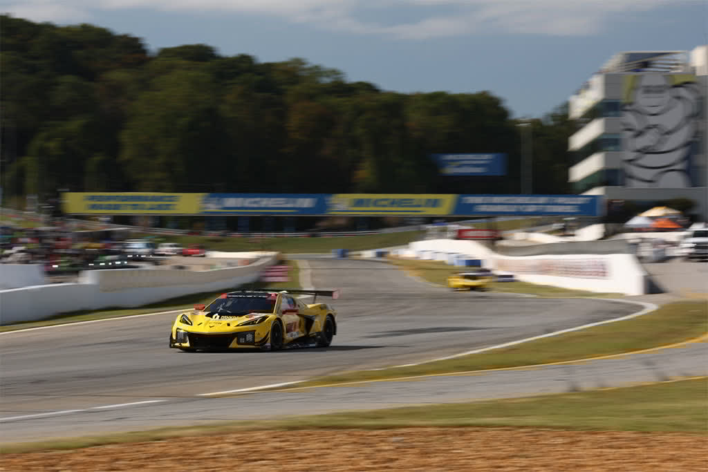 CorvetteBlogger's tweet image. Corvette Racing at Petit Le Mans: Title Fight Set corvetteblogger.com/2025/10/10/cor… #Corvette #CorvetteRacing #Z06GT3R