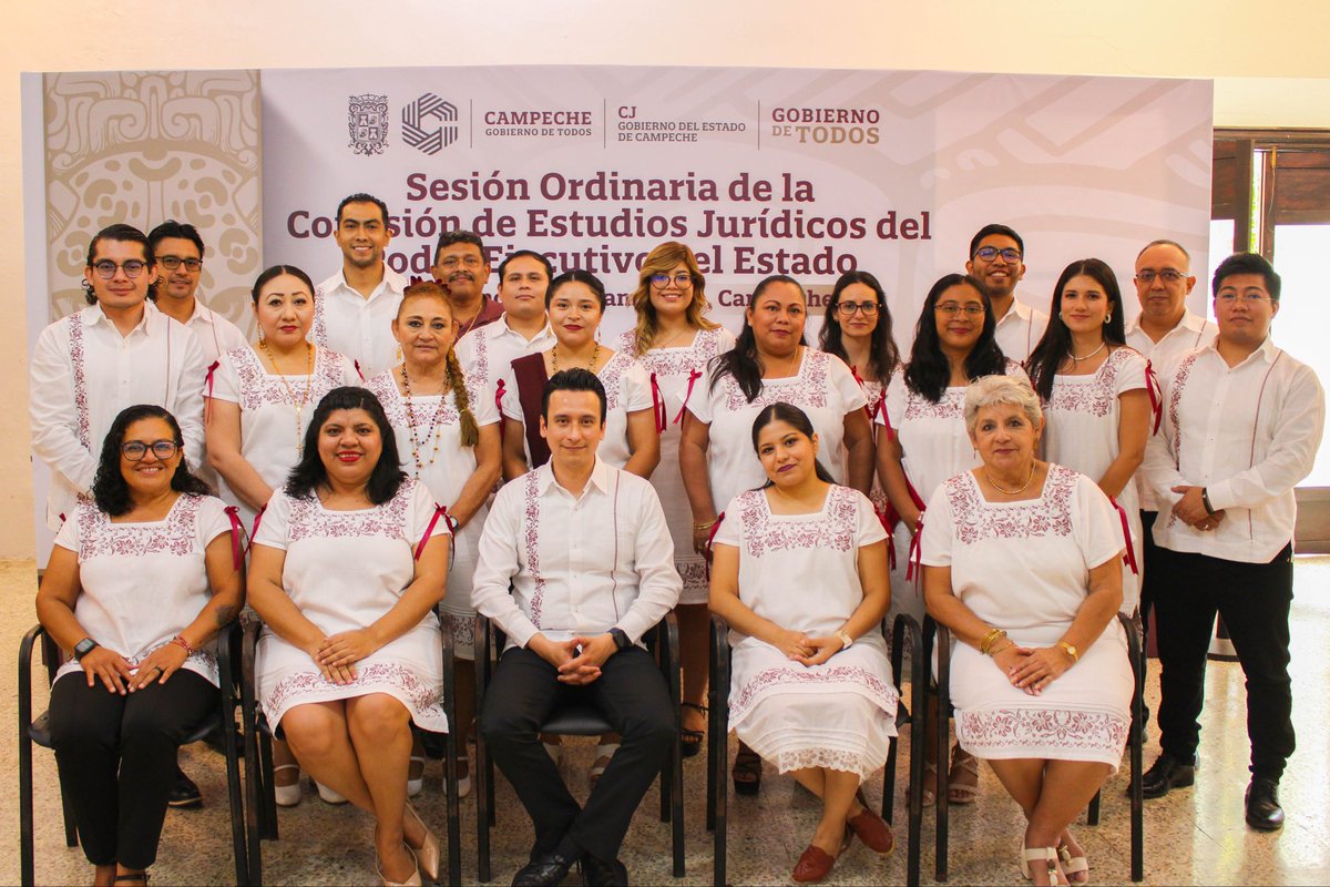 Este día se llevó a cabo la Tercera Sesión Ordinaria de la Comisión de Estudios Jurídicos, presidida por el Mtro. <a href="/AdrianSerranoB_/">Adrián Serrano Barrientos</a> , Consejero Jurídico del Poder Ejecutivo del Estado de Campeche.

Durante la sesión se presentó la cápsula informativa “Guía práctica de uso del