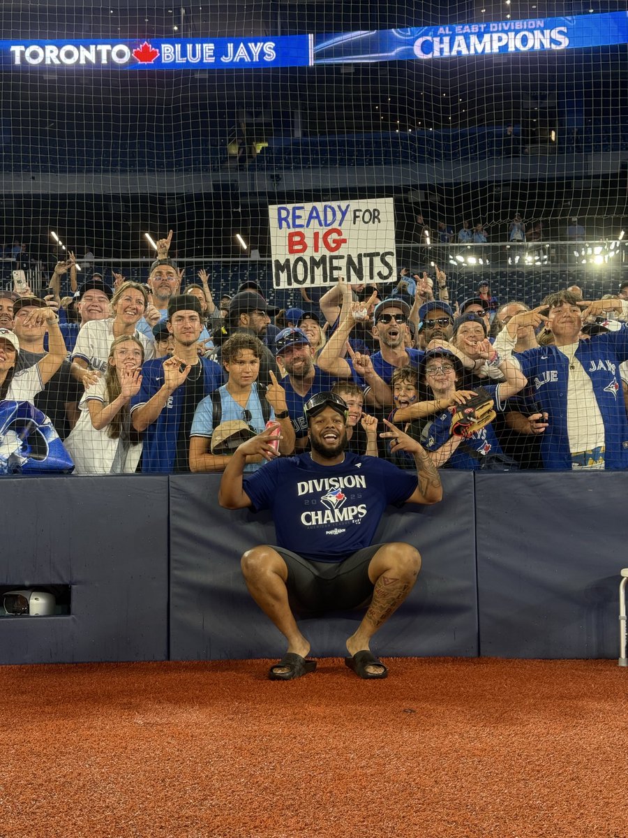 “I want to win. And I want to win for our fans in Canada.” - Vladimir Guerrero Jr. 🇨🇦 #WANTITALL